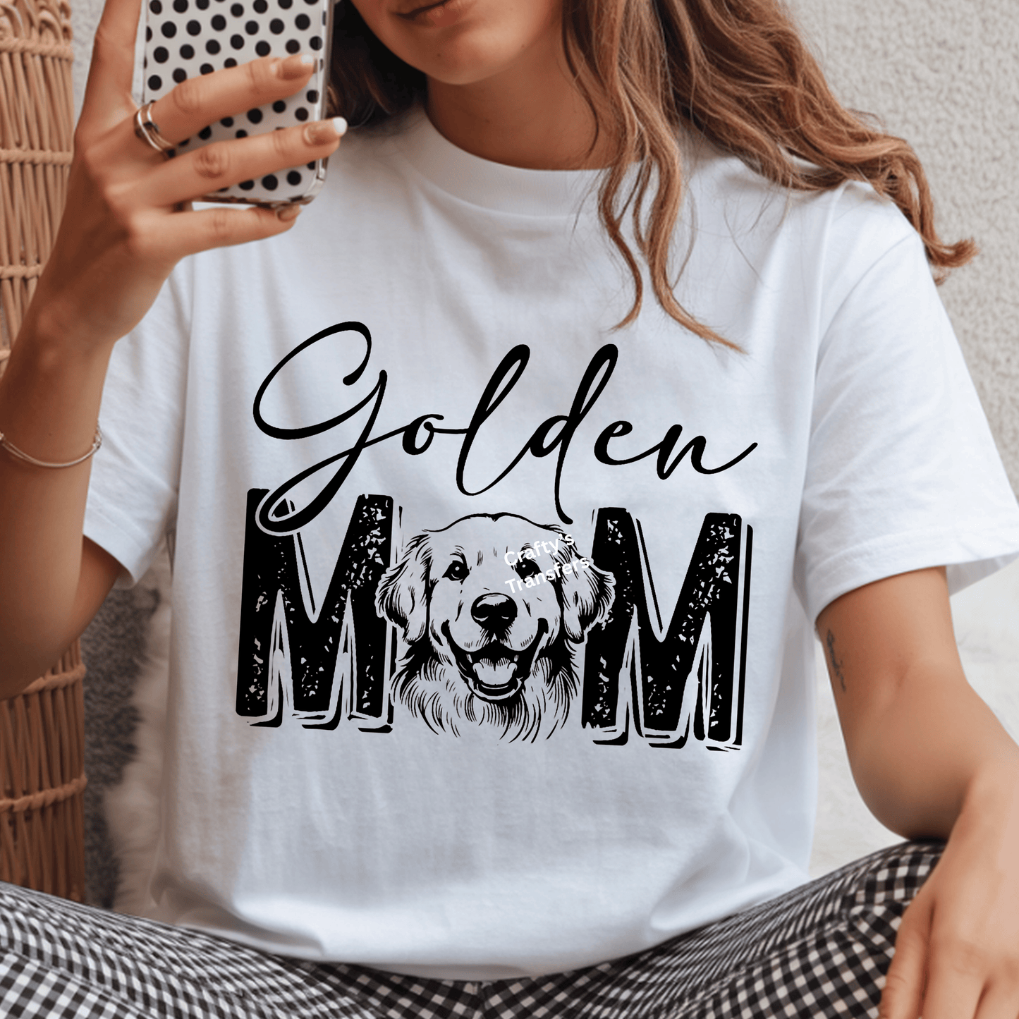 Golden Mom DTF Transfer – Golden Retriever Dog Mom Shirt Design – Paw Lover Graphic for Pet Moms