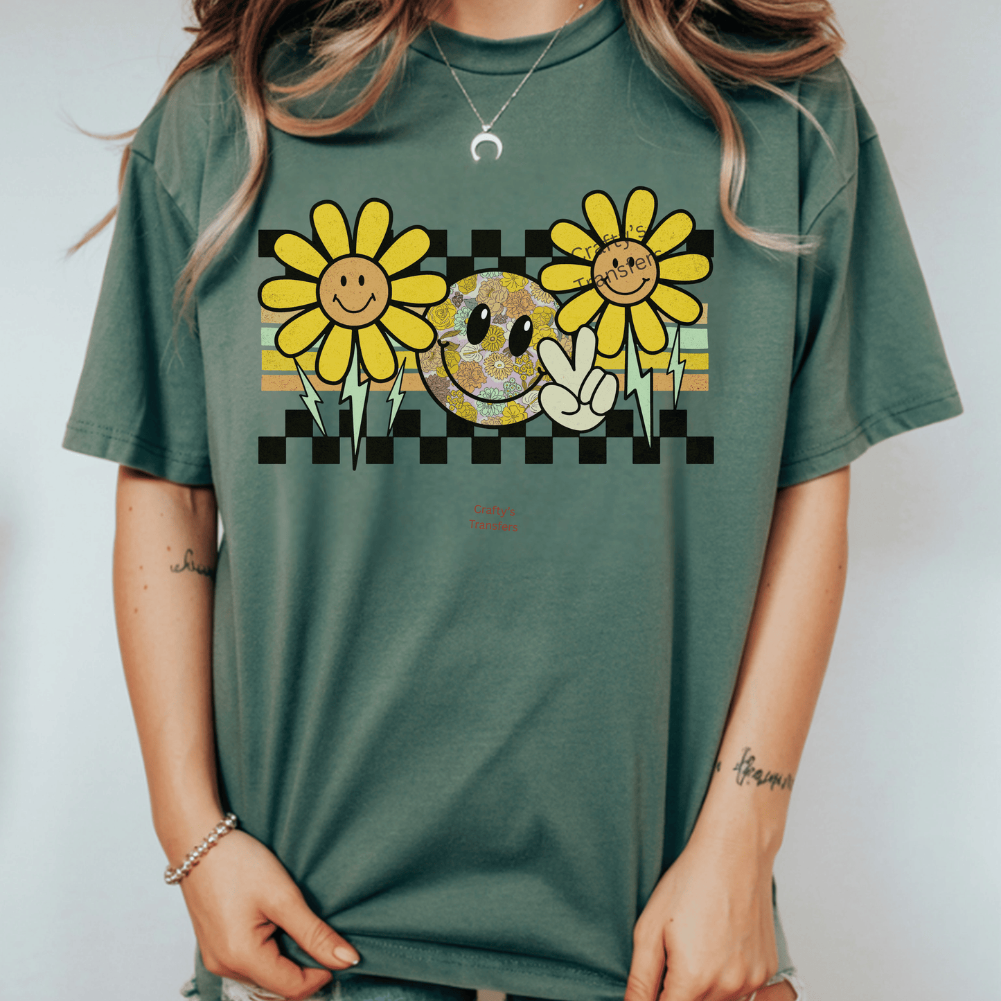 Retro Smiley Flower DTF Transfer | Peace Sign Daisy Smiley | Groovy Vintage Heat Transfer Design