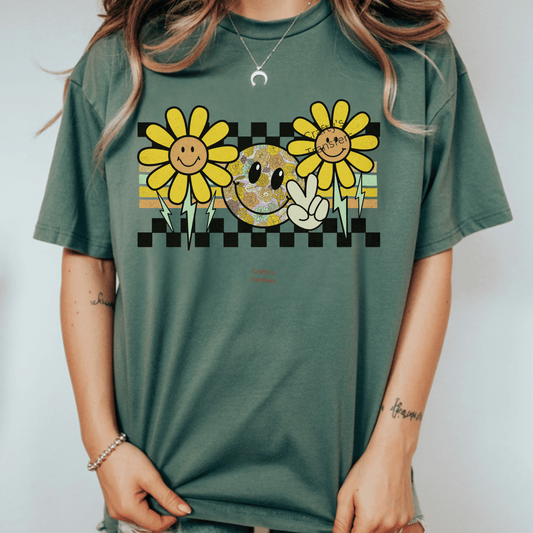 Retro Smiley Flower DTF Transfer | Peace Sign Daisy Smiley | Groovy Vintage Heat Transfer Design