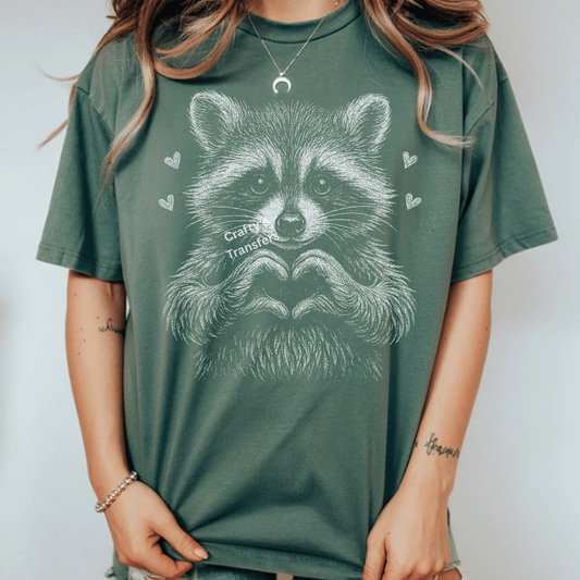 Cute Raccoon | Raccoon Love Design | Retro Raccoon | Trendy Raccoon Shirt Design | Feral Raccoon