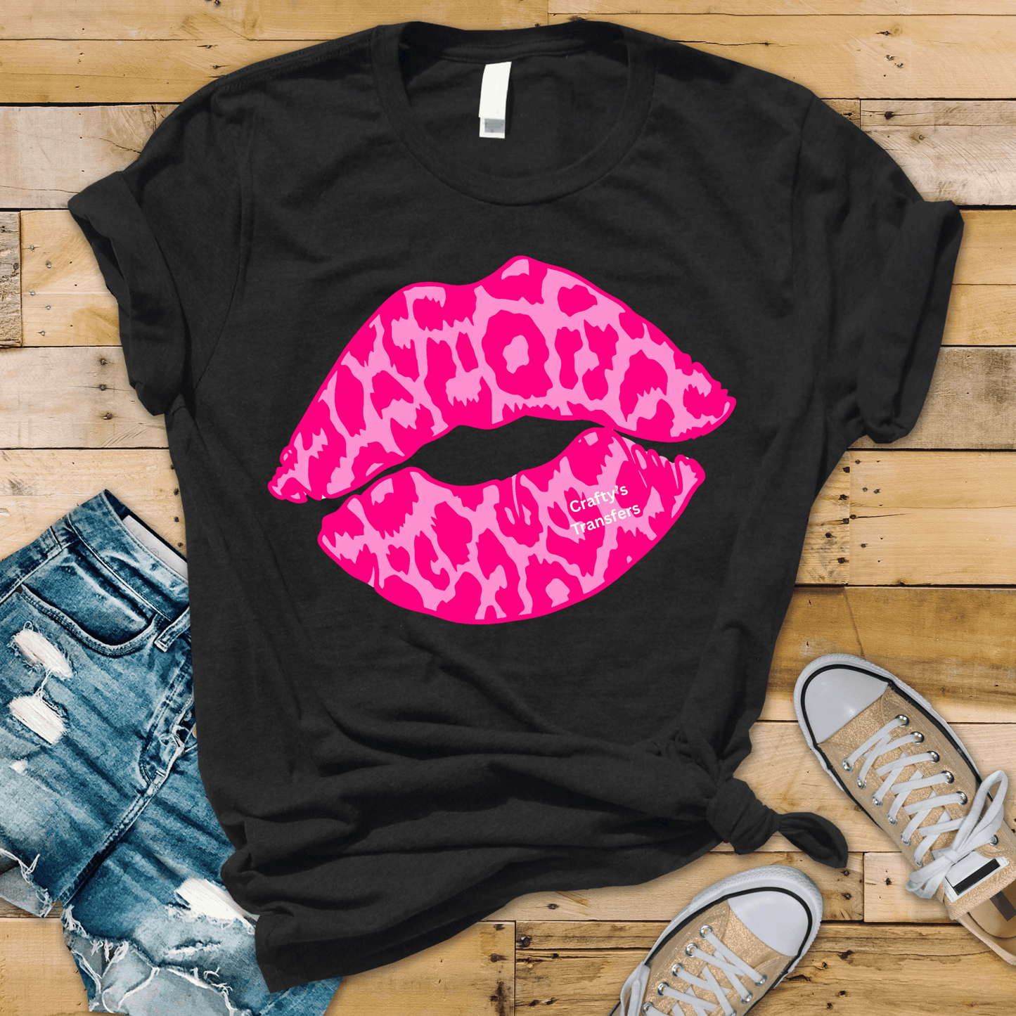 Red Leopard Lips DTF Transfer – Hot Pink Cheetah Print Kiss Graphic – Bold Western Boutique Shirt Transfer – Trendy Lips Design