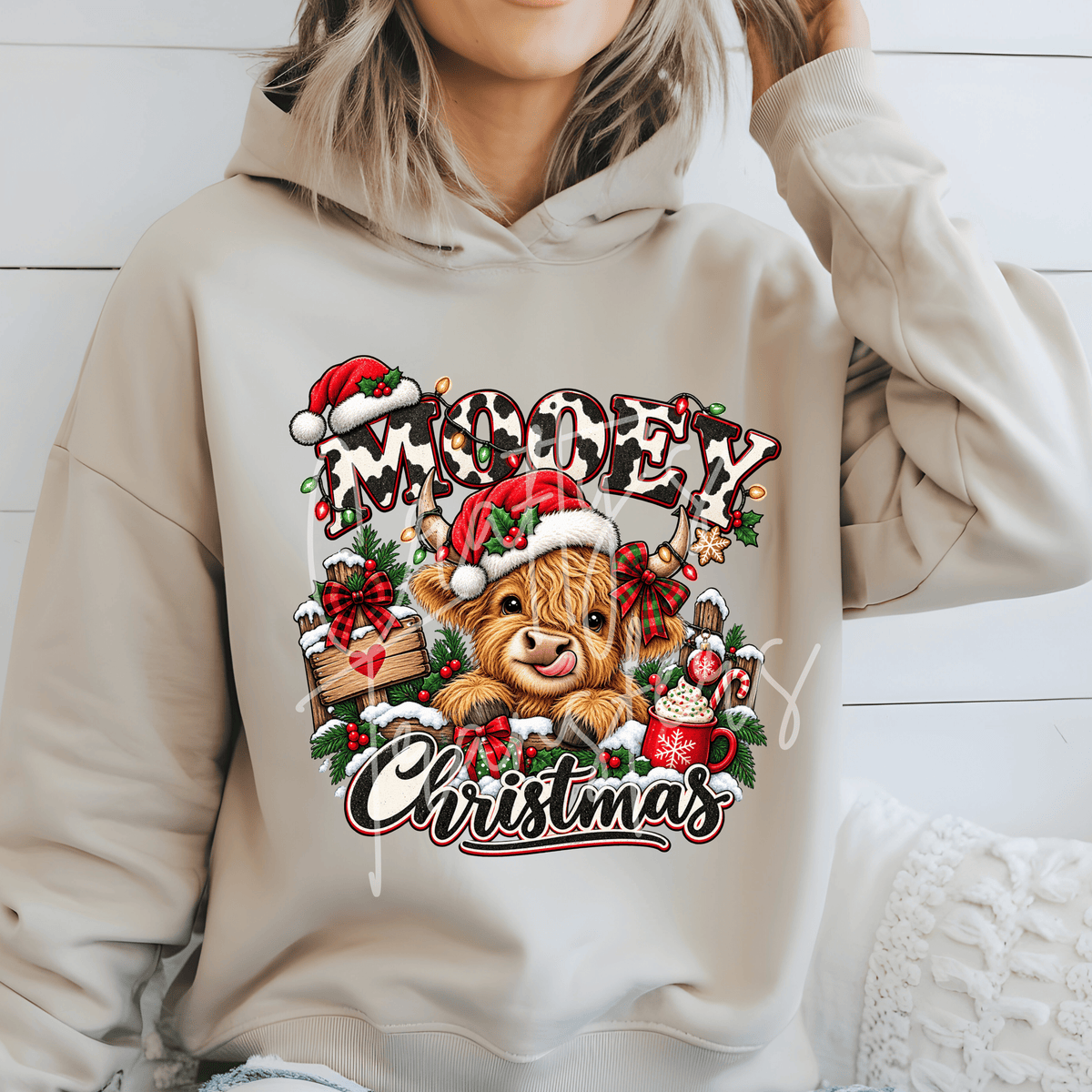 Christmas Highland Cow DTF Transfer – Cute Holiday Cow Graphic – Santa Hat Highland Cow – Ready to Press DTF