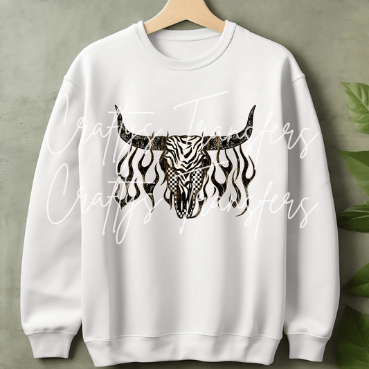 Western Longhorn Skull DTF Transfer – Black & White Flame Cow Skull Graphic – Ready to Press DTF