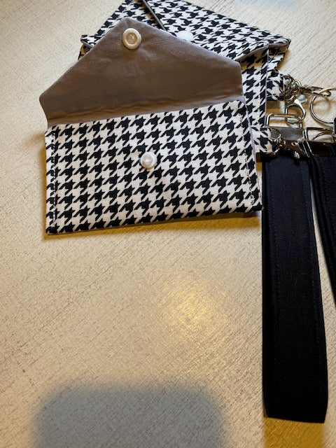 Alabama Key Fob Wristlets & Card Holder - Houndstooth